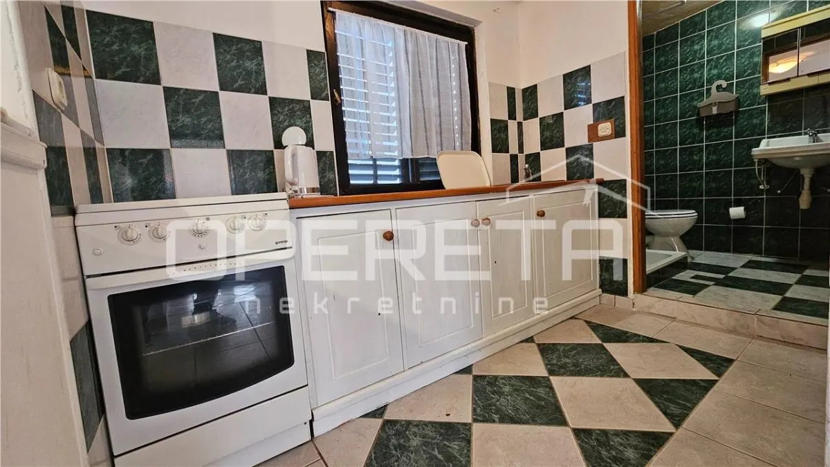 Villa con Dos Apartamentos en Venta en Vir, Croacia - foto 11