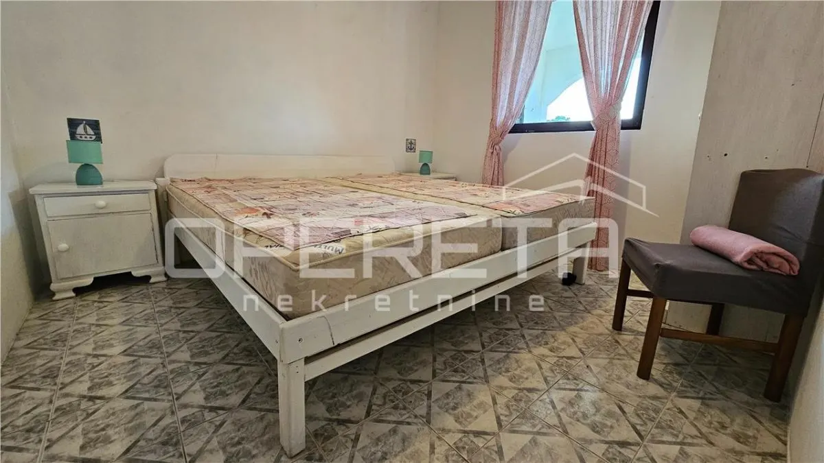 Villa con Dos Apartamentos en Venta en Vir, Croacia - foto 13