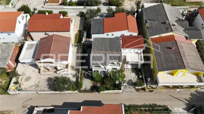 Villa con Dos Apartamentos en Venta en Vir, Croacia - foto 18