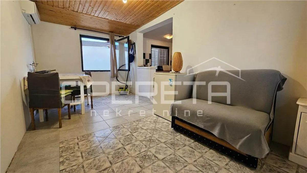 Villa con Dos Apartamentos en Venta en Vir, Croacia - foto 10