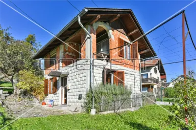 Maison Individuelle à Vendre à Desinic, Croatie - Desinic