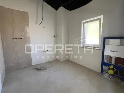 Villa Moderna en Venta en Kanfanar, Croacia - foto 4