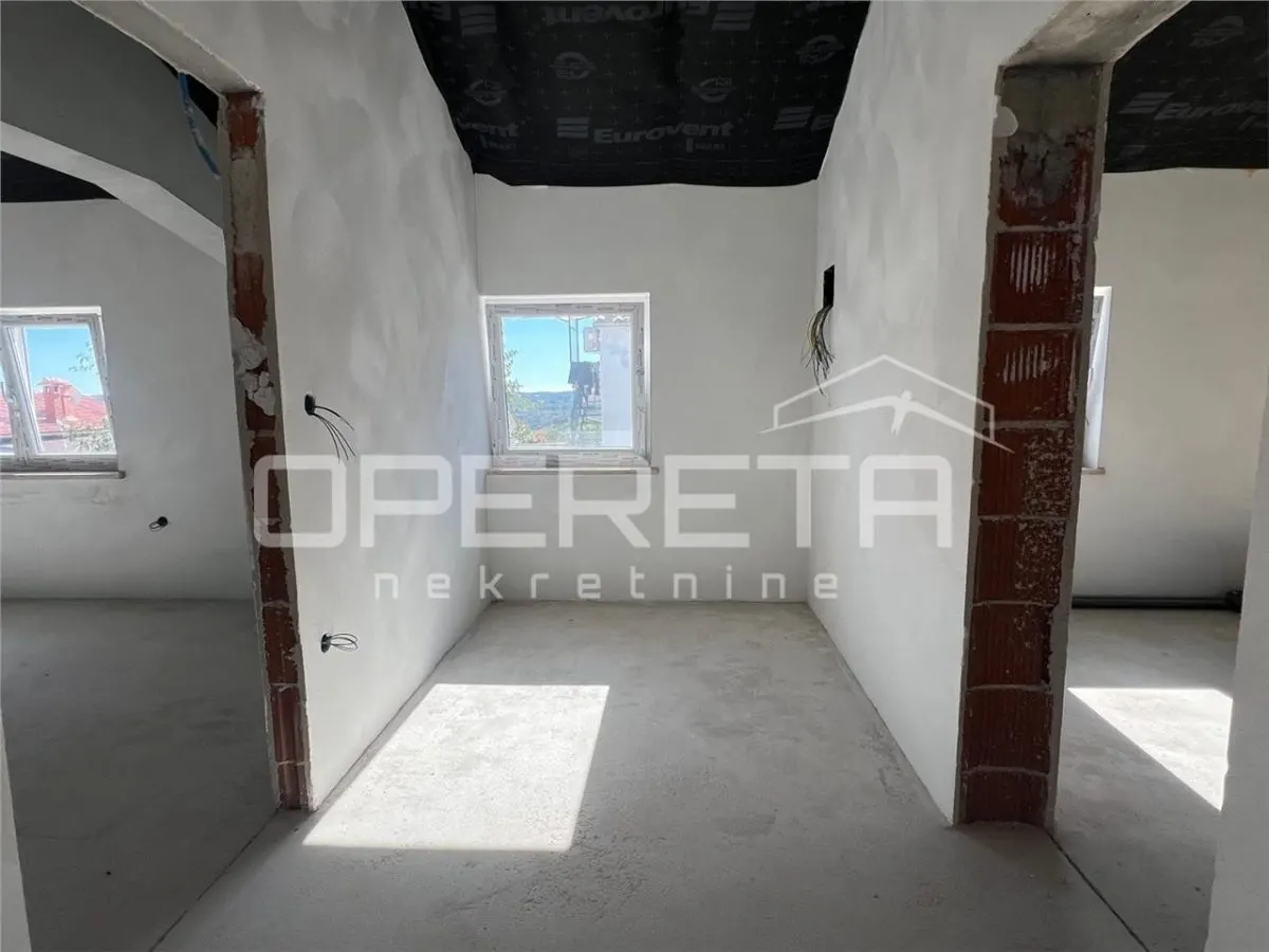 Villa Moderna en Venta en Kanfanar, Croacia - foto 5