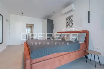 Villa de Lujo en Venta en Rovinj, Croacia - foto 12