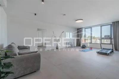 Villa de Lujo en Venta en Rovinj, Croacia - foto 13