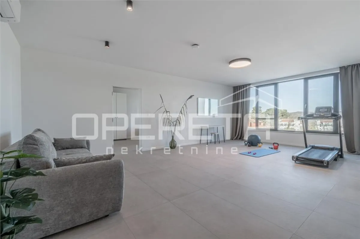 Villa de Lujo en Venta en Rovinj, Croacia - foto 13