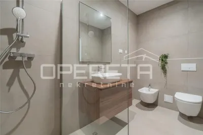 Villa de Lujo en Venta en Rovinj, Croacia - foto 22