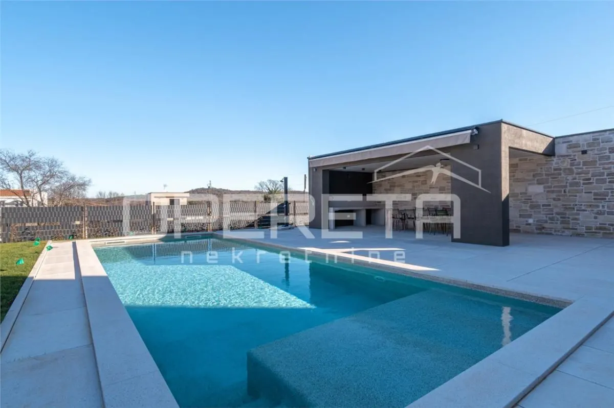 Villa de Lujo en Venta en Rovinj, Croacia - foto 24