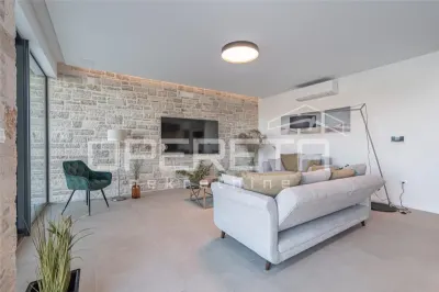 Villa de Lujo en Venta en Rovinj, Croacia - foto 8