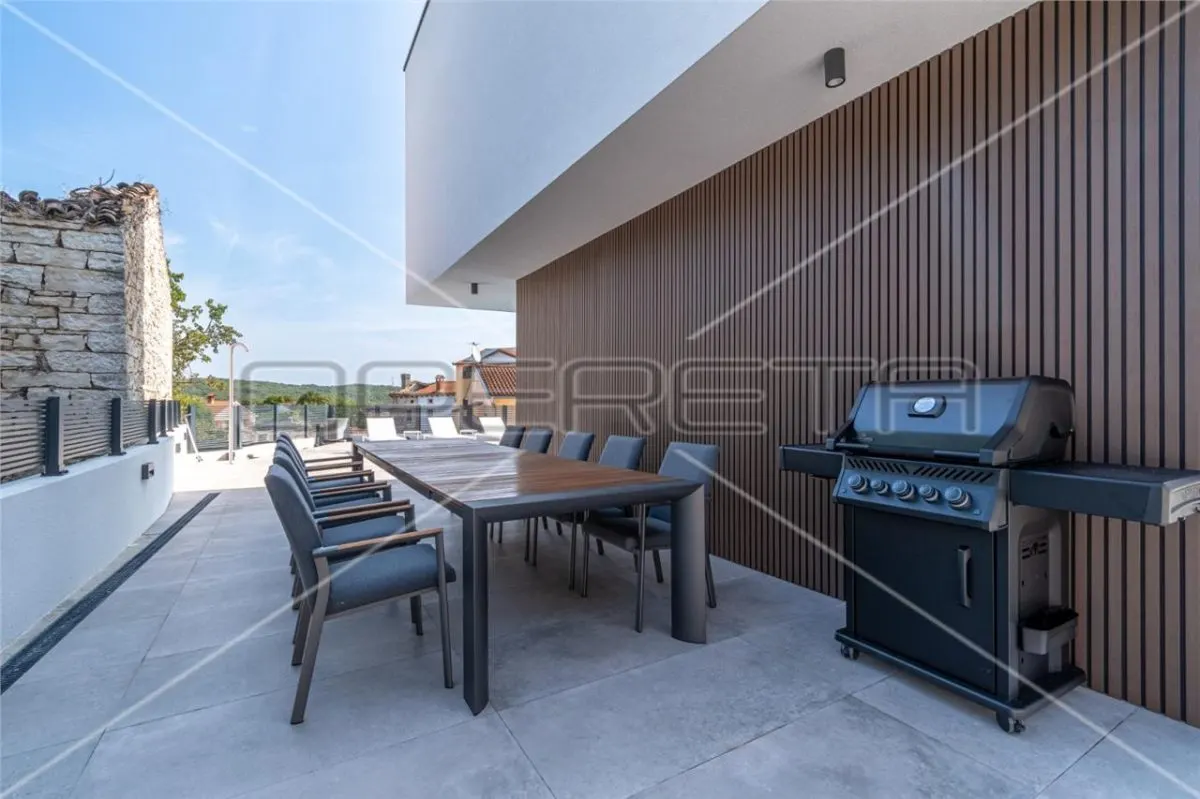 Villa de Lujo Independiente en Venta en Rovinj, Croacia - foto 16