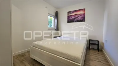 Villa Indépendante avec Quatre Appartements à Vendre à Vir, Croatie - foto 18