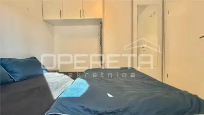 Villa Indépendante avec Quatre Appartements à Vendre à Vir, Croatie - foto 20
