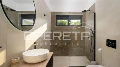 Villa de Planta Baja en Venta en Kanfanar, Croacia - foto 16