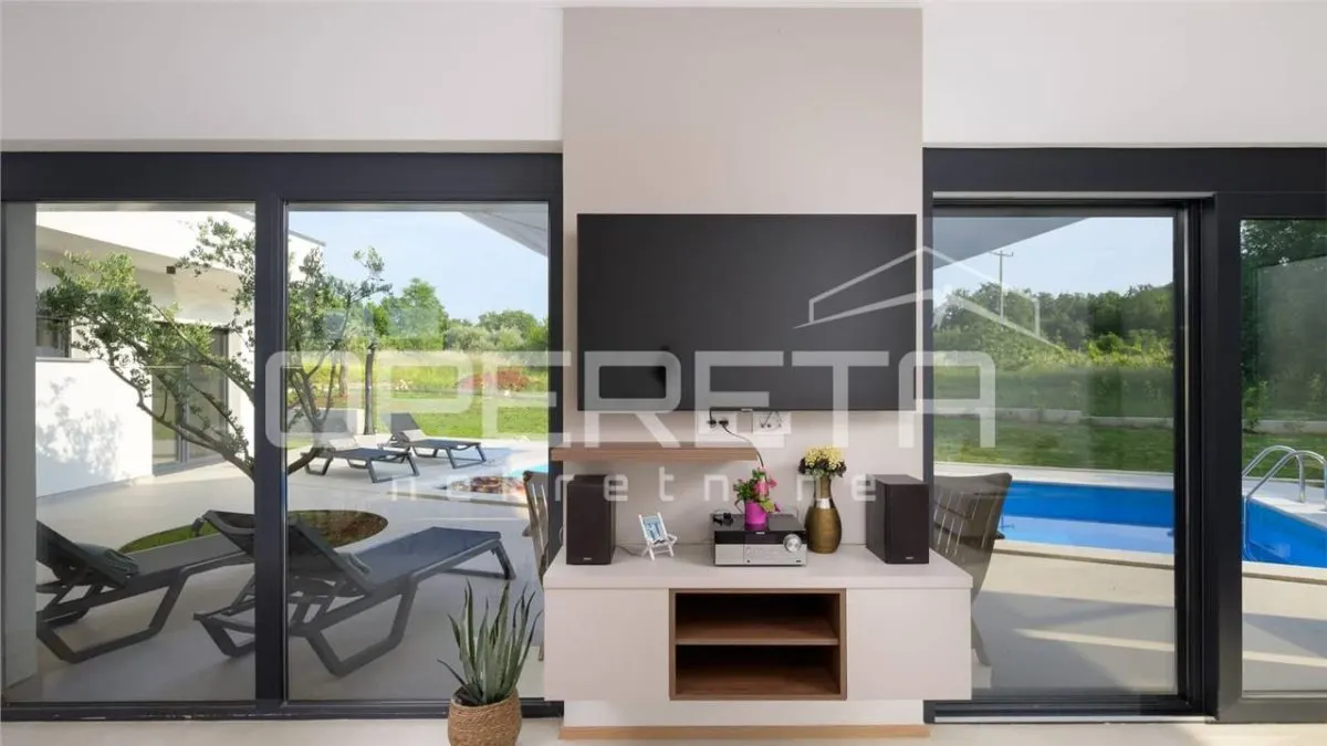 Villa de Planta Baja en Venta en Kanfanar, Croacia - foto 10