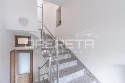 Villa Familiar en Venta en Umag, Croacia – Tres Unidades Residenciales con Vistas al Mar - foto 13