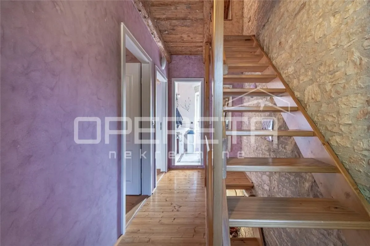 Traditional Istrian Stone Villa with Pool for Sale in Svetvincenat, Croatia - foto 13