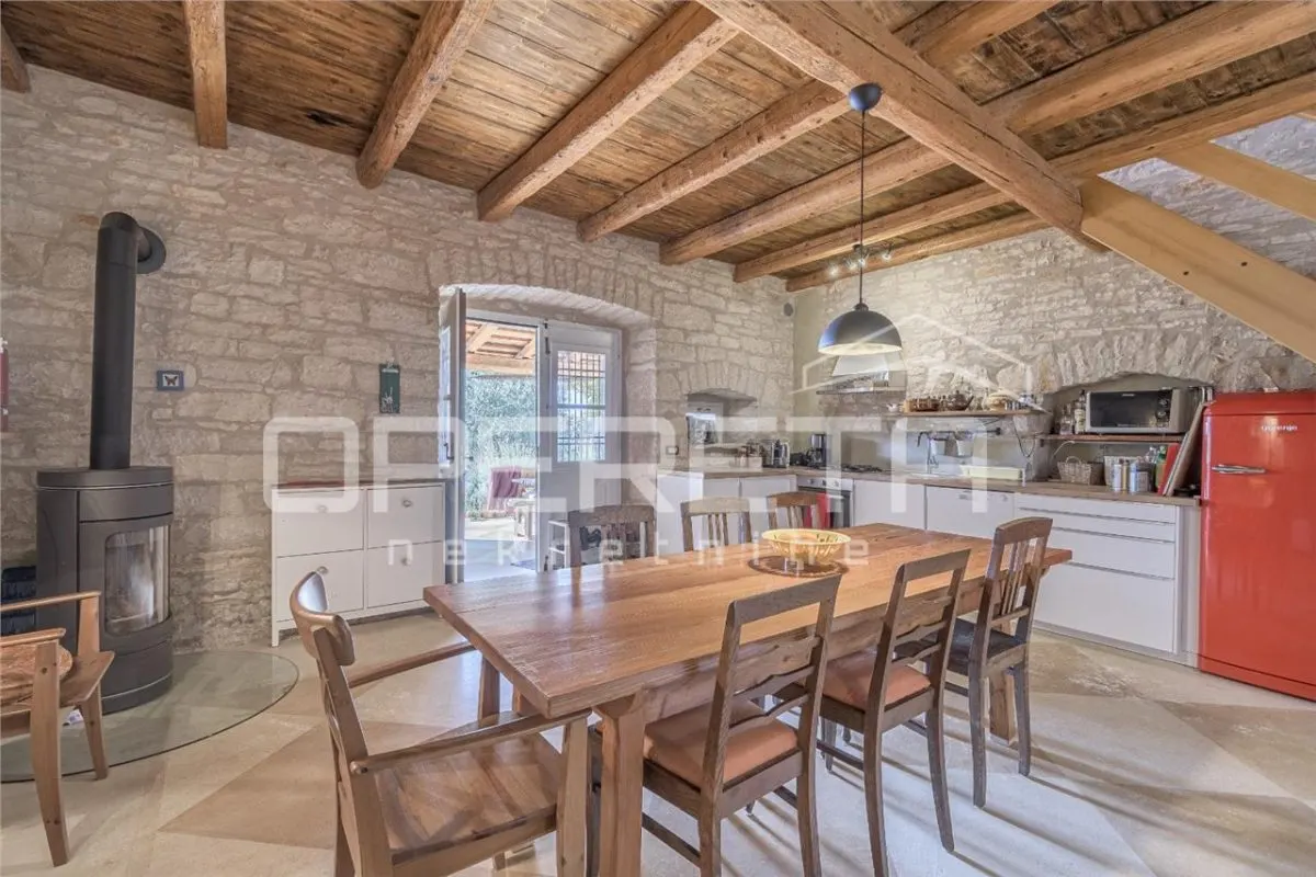 Traditional Istrian Stone Villa with Pool for Sale in Svetvincenat, Croatia - foto 5