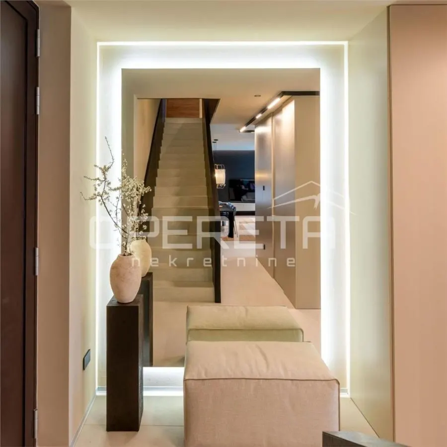 Villa Moderne avec Piscine et Vue Mer à Vendre à Porec, Croatie - foto 25