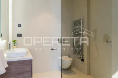 Villa Contemporaine de Plain-pied à Vendre à Porec, Croatie - foto 15