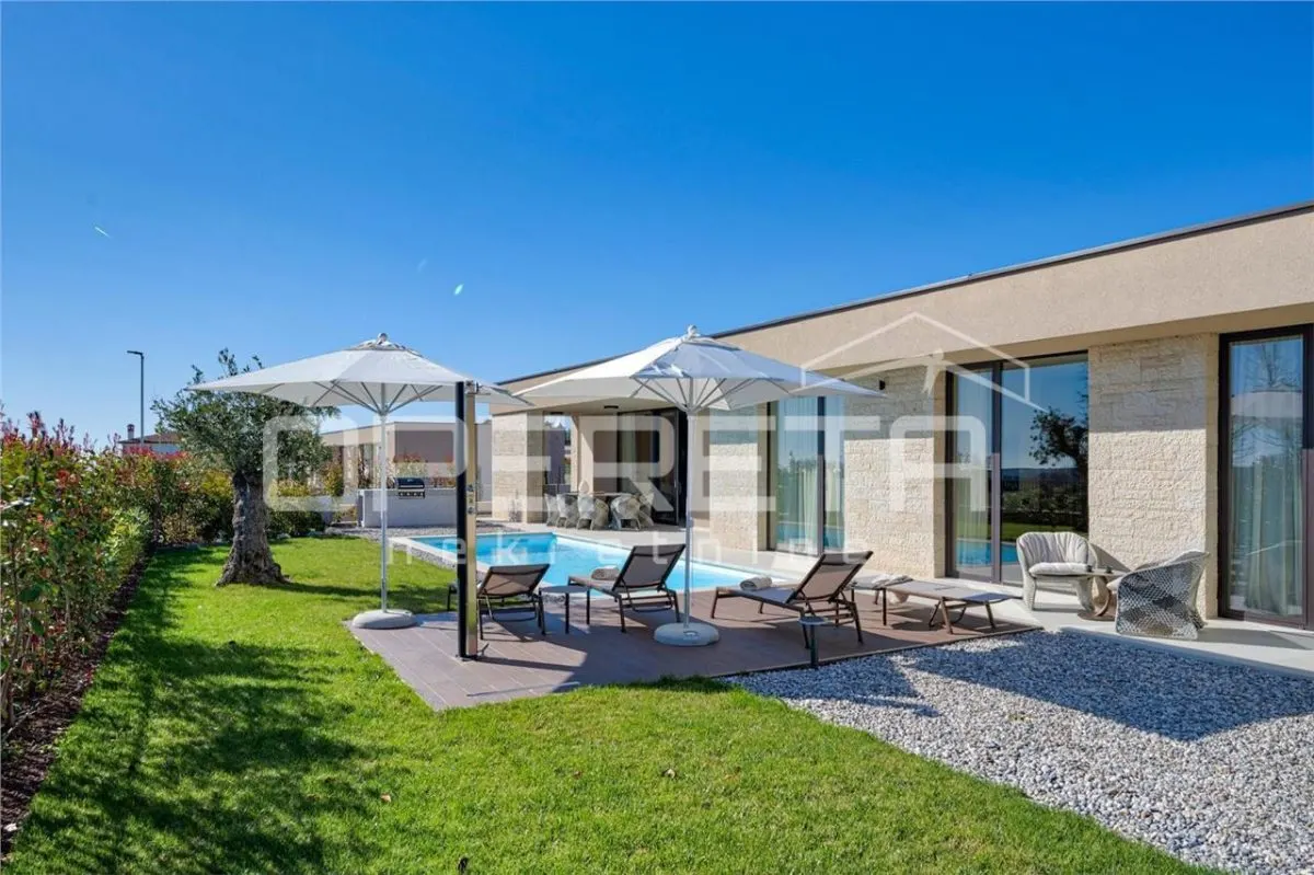 Villa Contemporaine de Plain-pied à Vendre à Porec, Croatie - foto 4