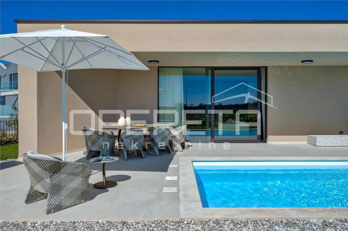 Villa Moderne de Plain-Pied à Vendre à Porec, Croatie – Vue Mer - foto 21