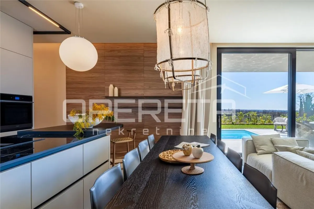 Villa Moderne de Plain-Pied à Vendre à Porec, Croatie – Vue Mer - foto 4
