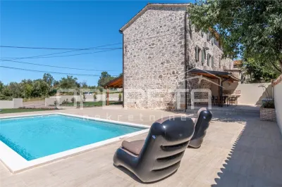 Villa en Pierre à Vendre à Porec, Croatie - foto 2