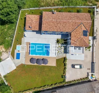 Authentic Istrian Villa for Sale in Višnjan, Croatia - foto 2