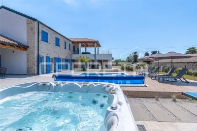 Authentic Istrian Villa for Sale in Višnjan, Croatia - foto 4