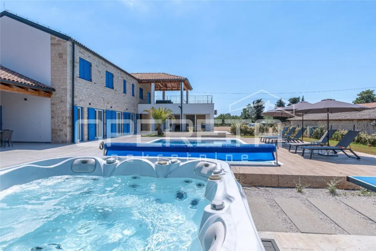 Authentic Istrian Villa for Sale in Višnjan, Croatia - foto 4