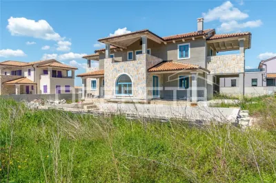 Istrian Villa with Pool and Sea View for Sale, Kanfanar, Croatia - foto 3