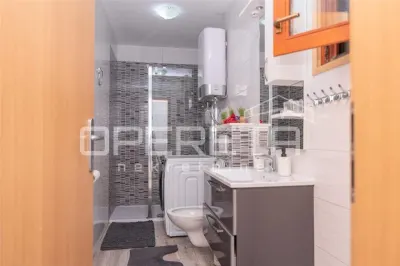 Spacious Villa with Pool and Garage for Sale in Dugopolje, Croatia - foto 11