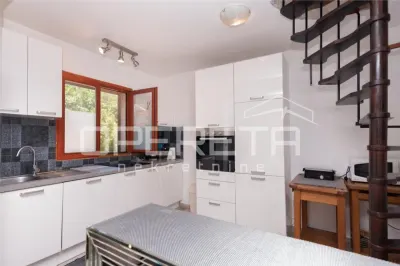 Spacious Villa with Pool and Garage for Sale in Dugopolje, Croatia - foto 12
