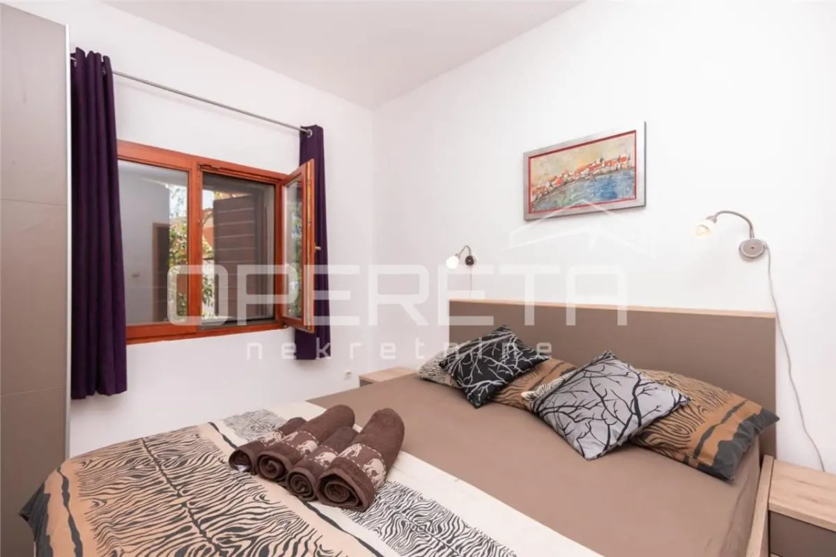 Spacious Villa with Pool and Garage for Sale in Dugopolje, Croatia - foto 18