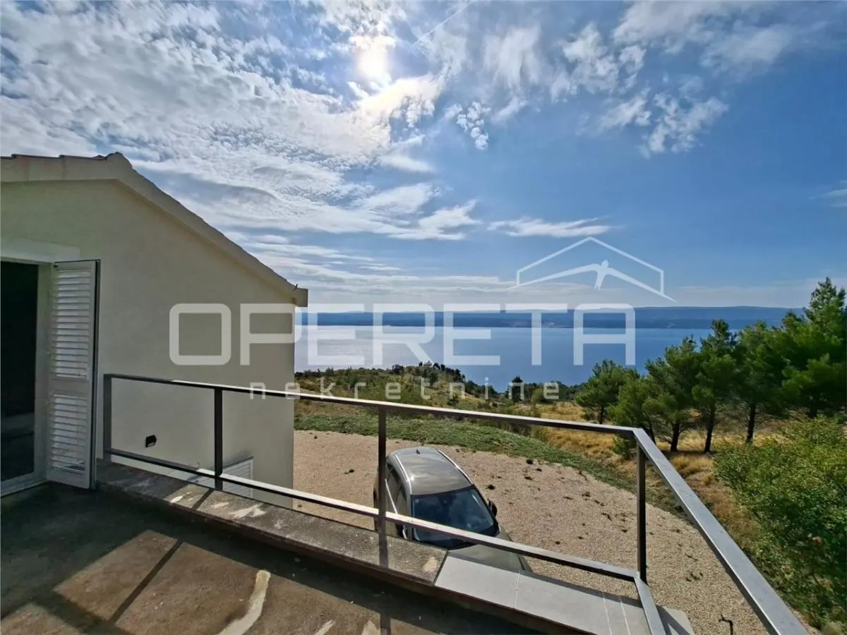 Villa en Venta en Lokva Rogoznica, Croacia, con Vistas al Mar - foto 1