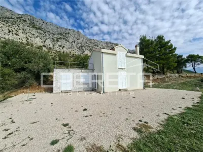 Villa en Venta en Lokva Rogoznica, Croacia, con Vistas al Mar - foto 3