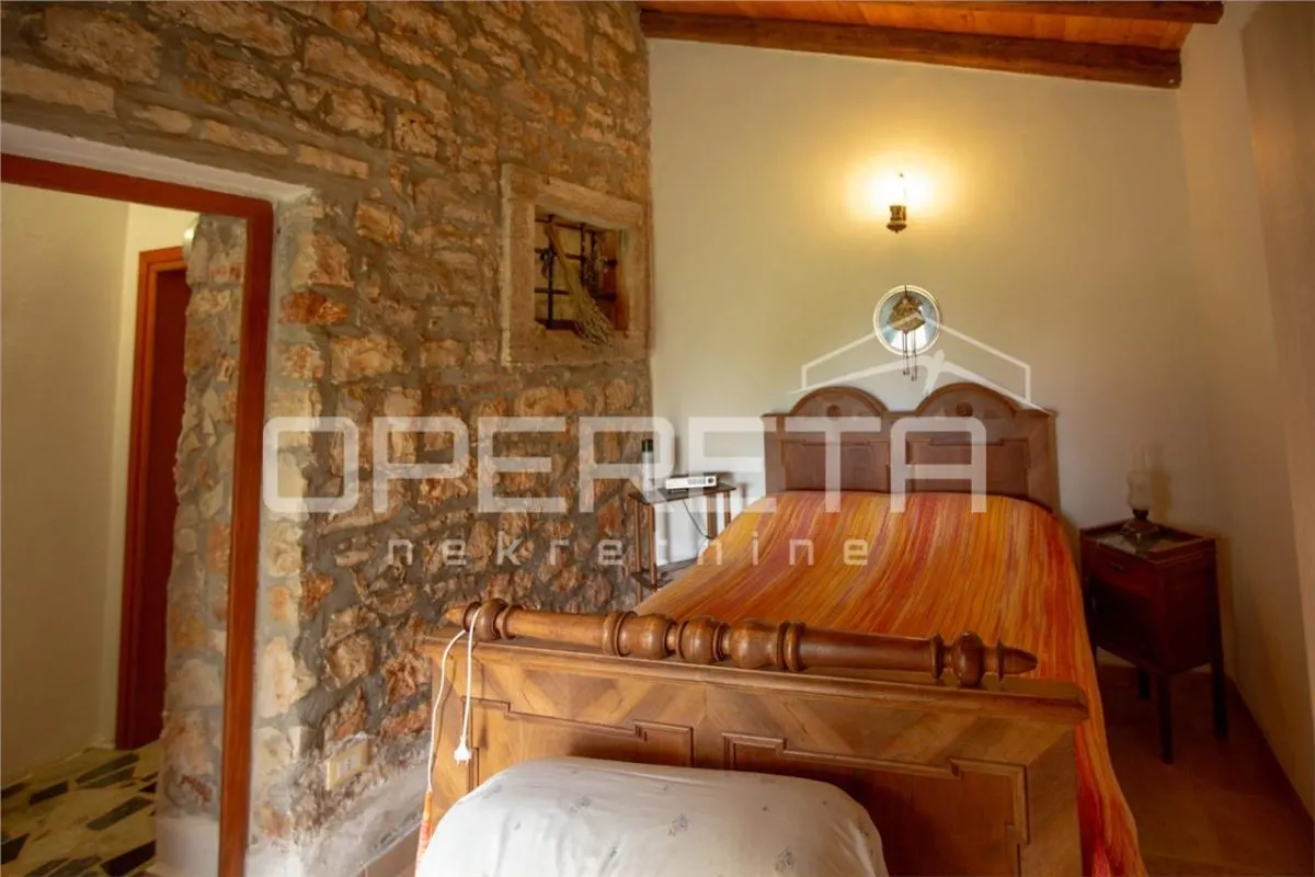 Villa en Pierre Traditionnelle à Vendre à Porec, Croatie - foto 7