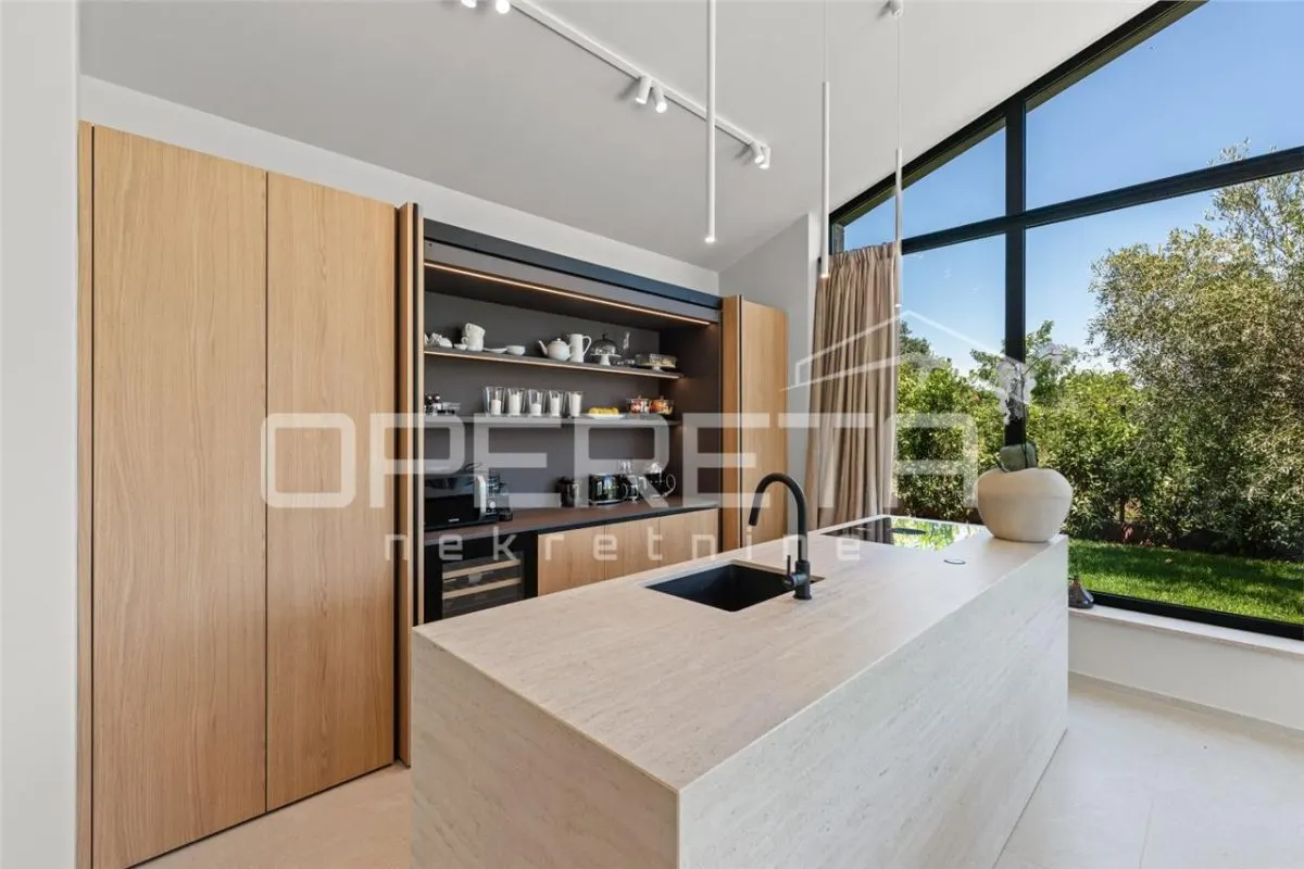 Luxury Designer Villa with Pool for Sale in Porec, Croatia - foto 10