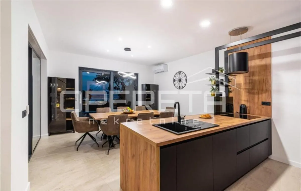 Detached Modern Villa with Sea View for Sale in Jasenice, Croatia - foto 11