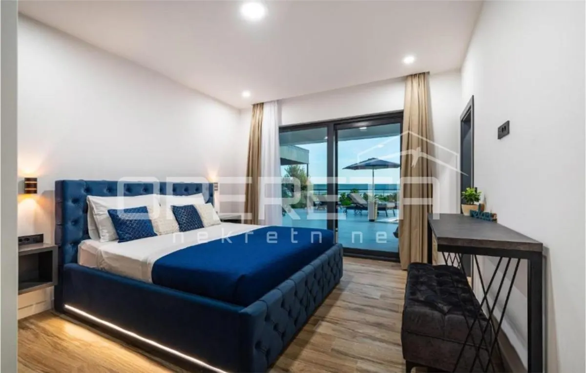 Detached Modern Villa with Sea View for Sale in Jasenice, Croatia - foto 23
