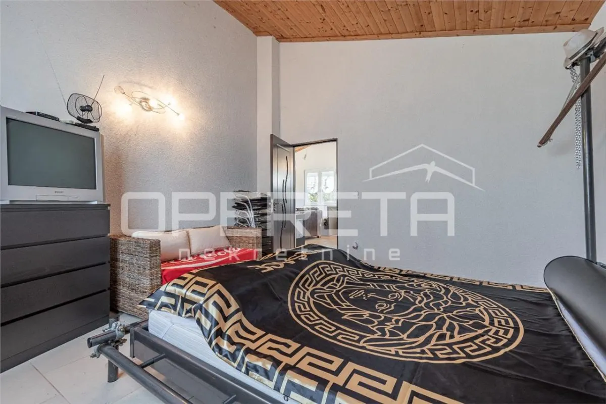 克罗地亚普拉市独立屋出售 – 乌希奇·德沃里 - foto 10