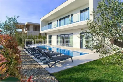 Villa for Sale in Malinska, Krk, Croatia - Malinska