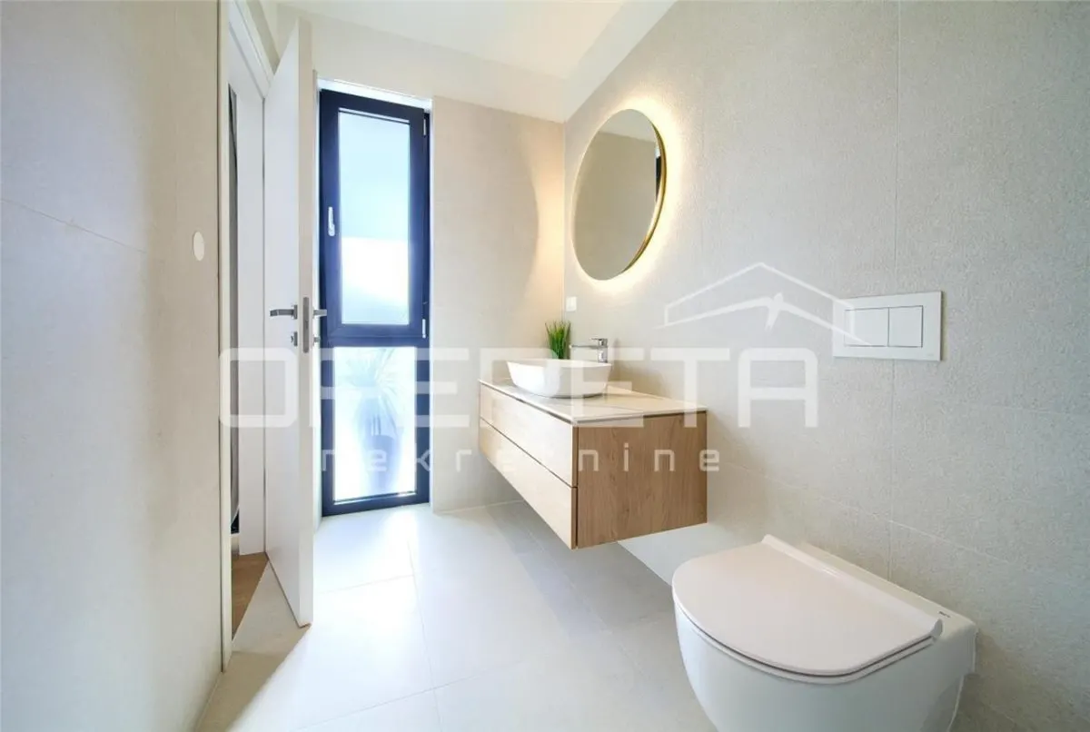 Villa for Sale in Malinska, Krk, Croatia - foto 11
