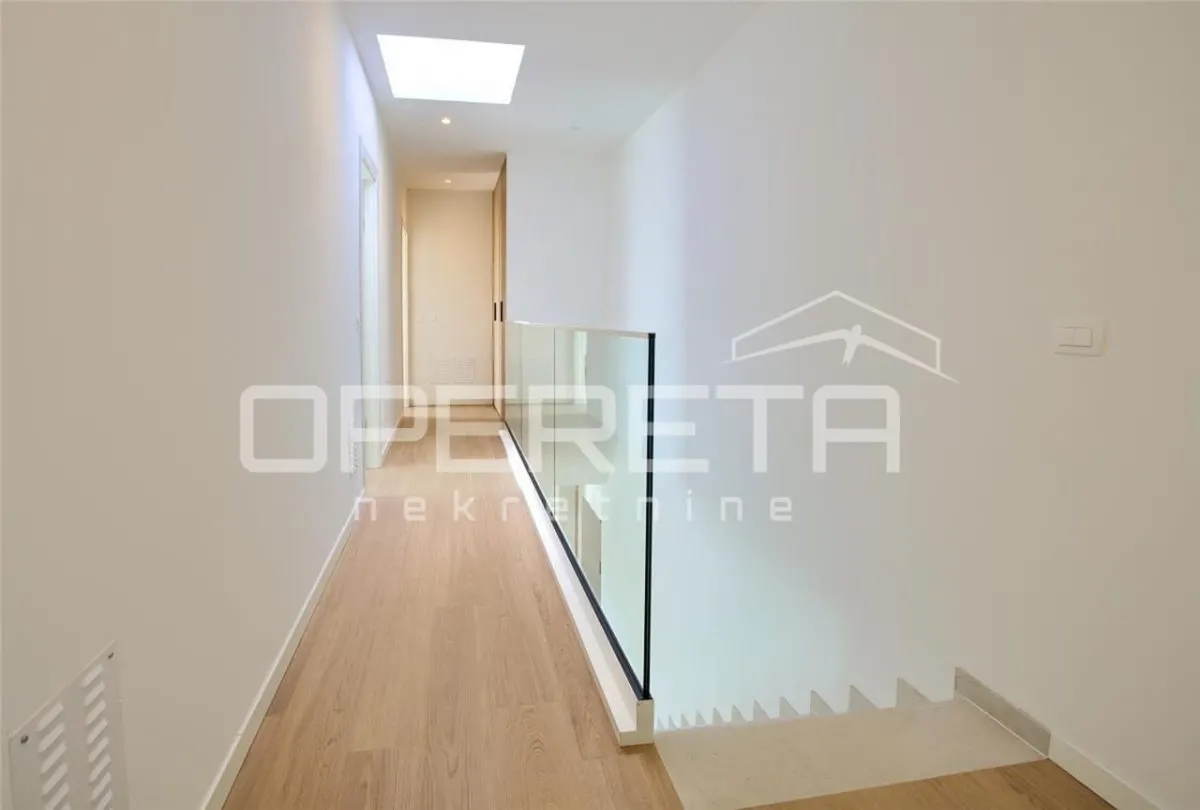 Villa for Sale in Malinska, Krk, Croatia - foto 13