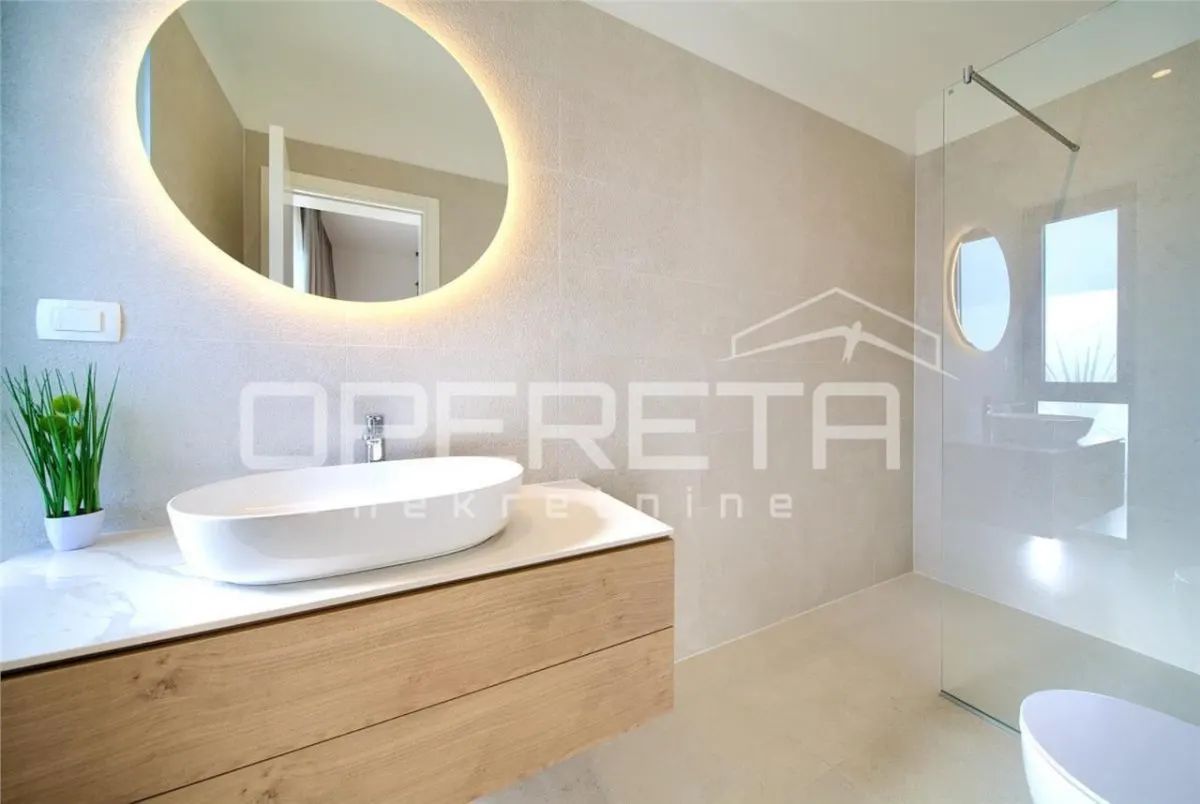 Villa for Sale in Malinska, Krk, Croatia - foto 15