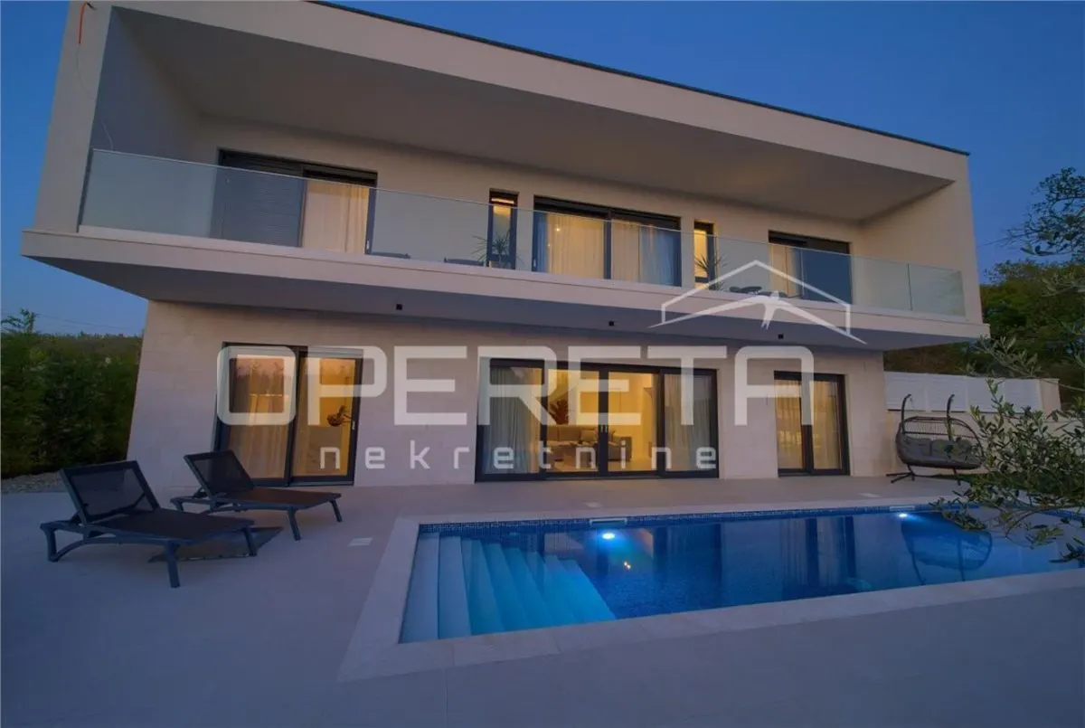 Villa for Sale in Malinska, Krk, Croatia - foto 19