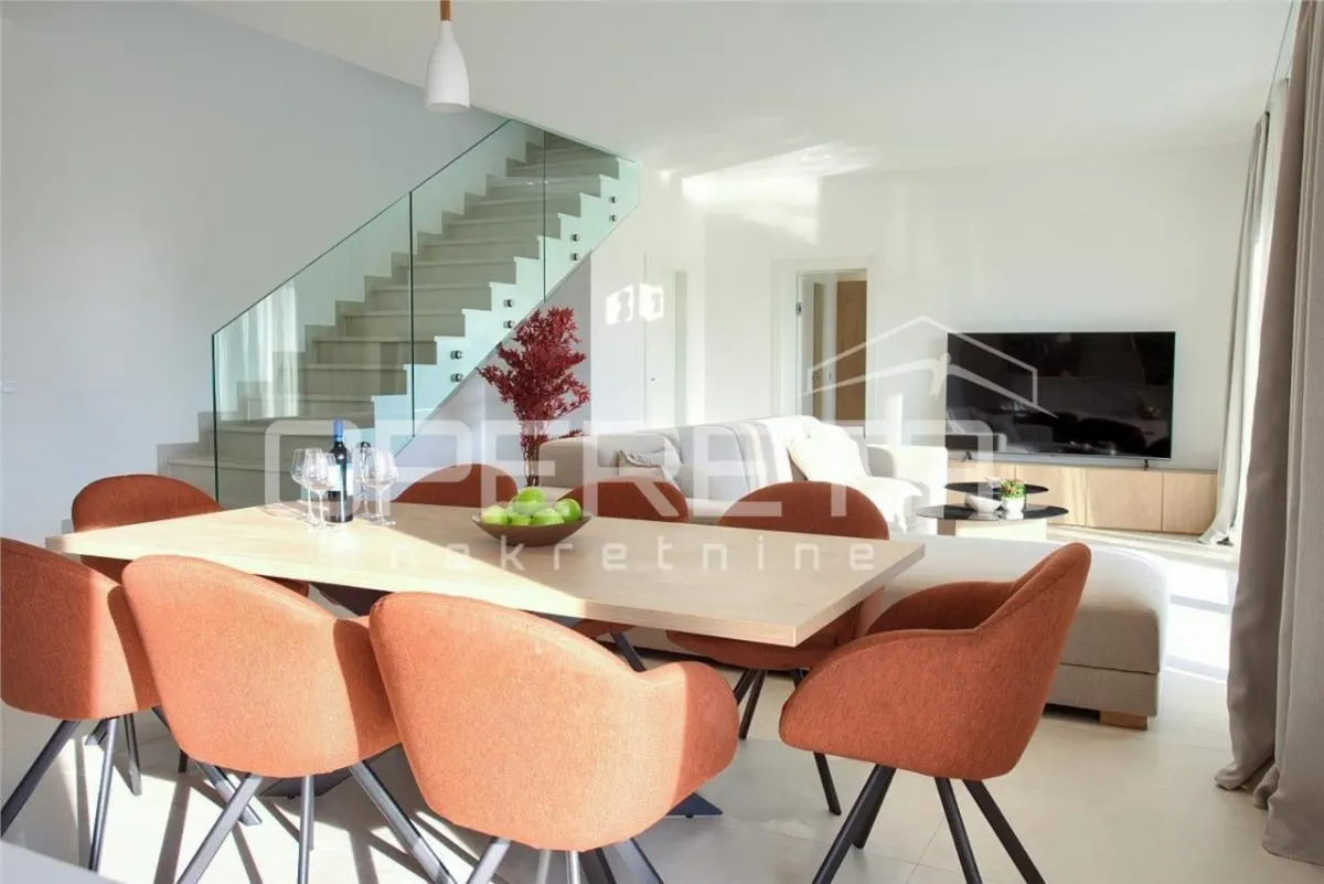 Villa for Sale in Malinska, Krk, Croatia - foto 3