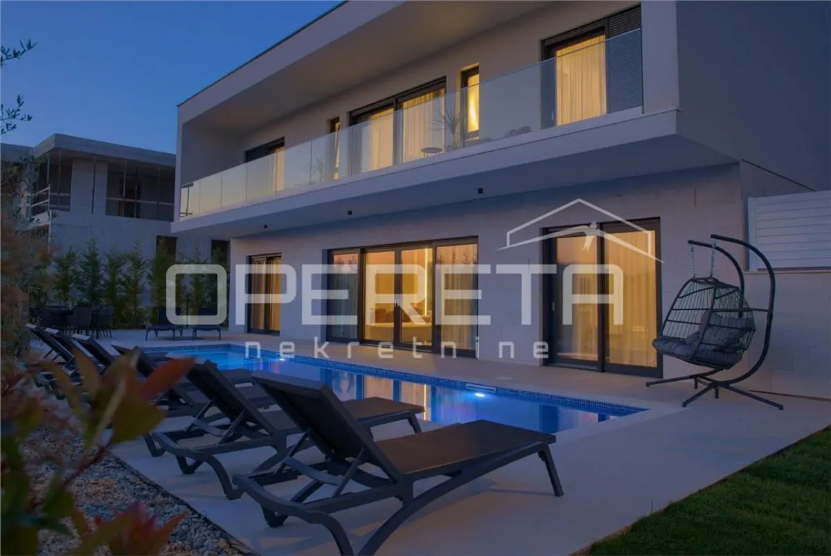 Villa for Sale in Malinska, Krk, Croatia - foto 22