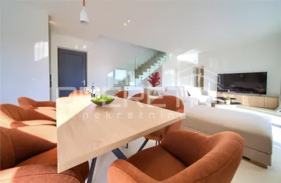Villa for Sale in Malinska, Krk, Croatia - foto 5