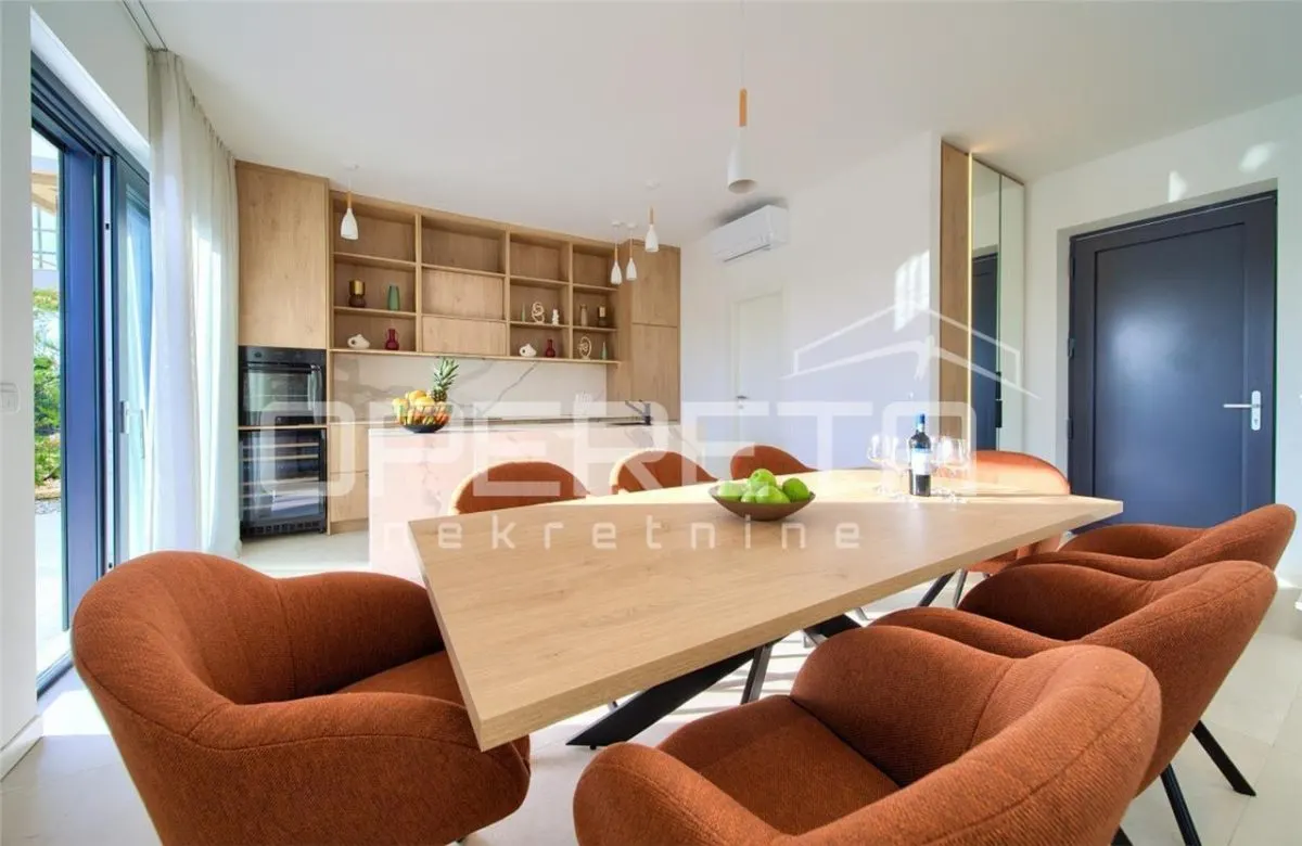 Villa for Sale in Malinska, Krk, Croatia - foto 8